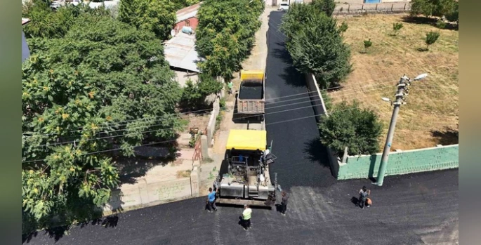 Iğdır'da Ulaşım Altyapısı Güçleniyor: Yollar Asfaltlanıyor