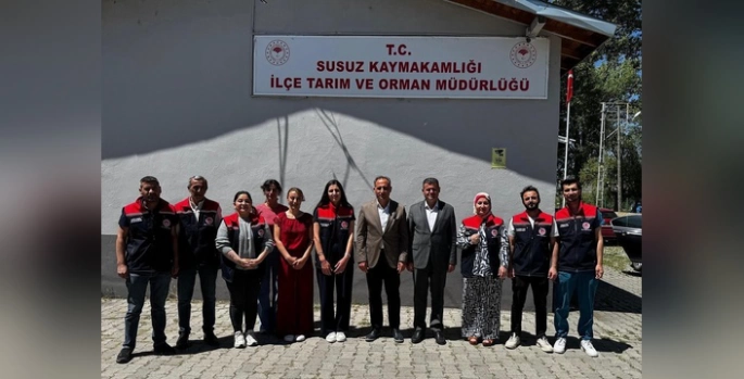 Kars İl Tarım Müdürü, Susuz'da Tarımsal Faaliyetleri İnceledi: Çiftçilerle Buluştu
