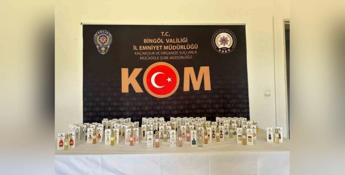 Bingöl'de Gümrük Kaçağı Parfüm Operasyonu: 136 Adet Parfüm Ele Geçirildi