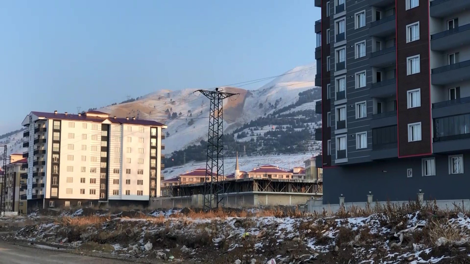 KONUT SATIŞLARI AZALDI