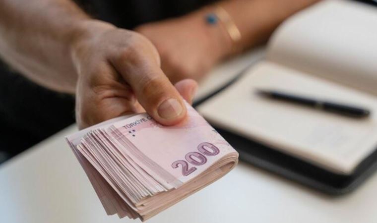 BORÇ REKORU BİZDE