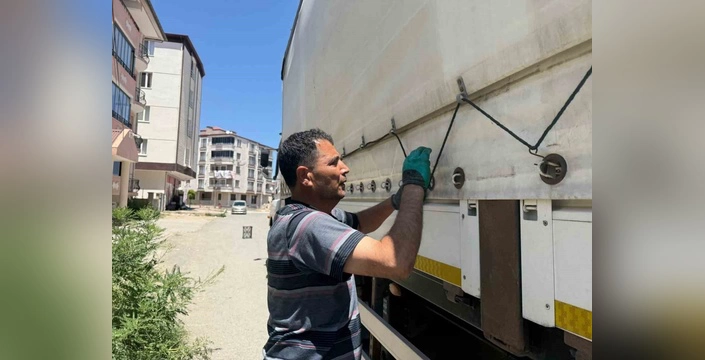 15 Yıl Sonra Sürpriz Ceza: Tır Şoförü Haftada Bir İmzadan Kurtulmak İstiyor