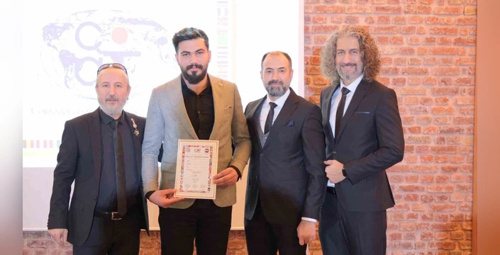 Ağrı'da üç kuşaklık berberlik geleneği: Ömer Özen'in hedefi dünya şampiyonluğu