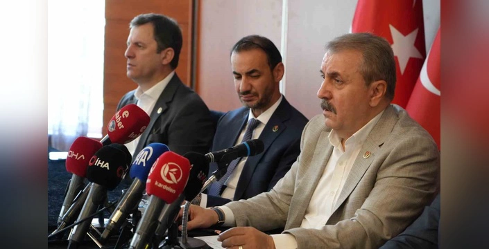 Destici'den Erzurum'da çarpıcı açıklamalar: Fiyat artışları ve erken seçim