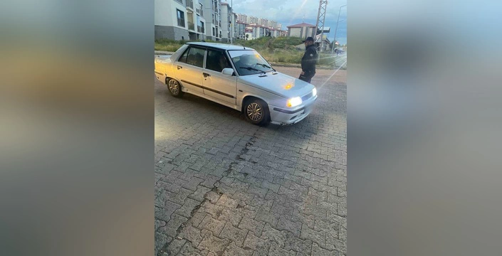 Kars'ta 'şok' polis uygulamaları sürüyor: Vatandaşlar güvenlikten memnun