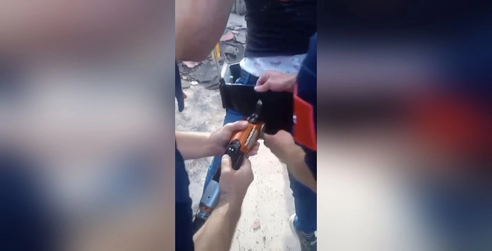 Muş'ta çocuk salıncağa sıkıştı: İtfaiye kurtardı