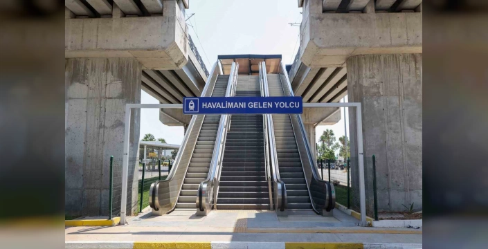 Antalya'da yeni tramvay durağı hizmete girdi