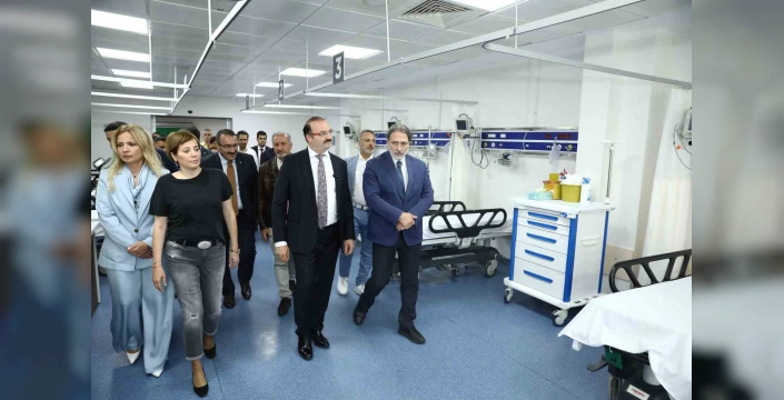Atatürk Üniversitesi Araştırma Hastanesi'nde Önemli Açılışlar: Acil Servis Genişledi, Vezne Sayısı Arttı, Gebe Okulu Hizmete Girdi