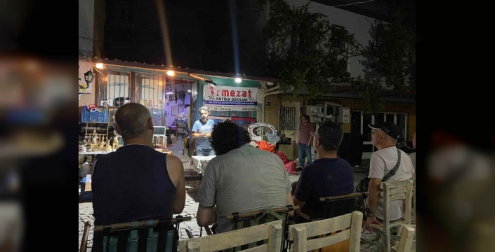 Aydın'da açık hava mezatı: Nostalji ve uygun fiyatlı alışveriş