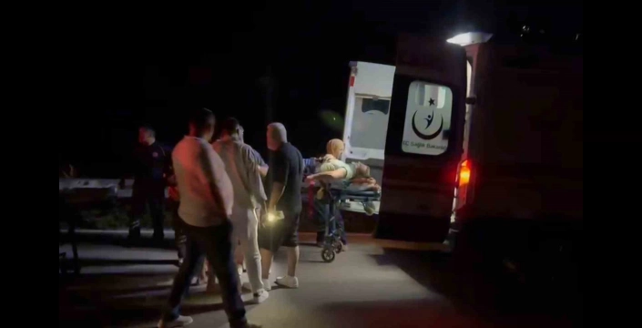 Bartın'da trafik kazası: İki yaralı