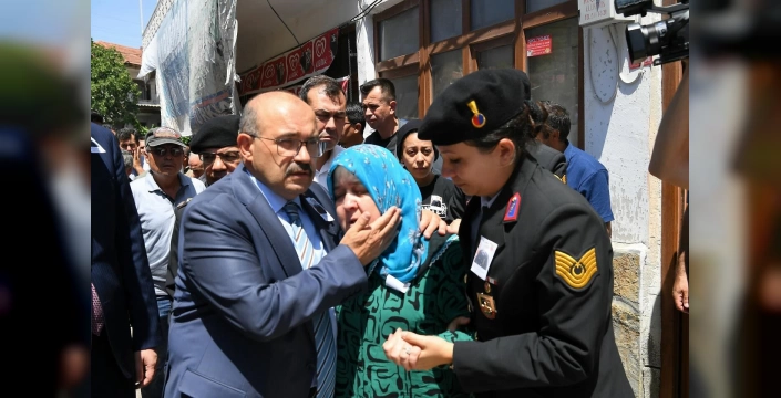 Berat Karabodur son yolculuğuna uğurlandı