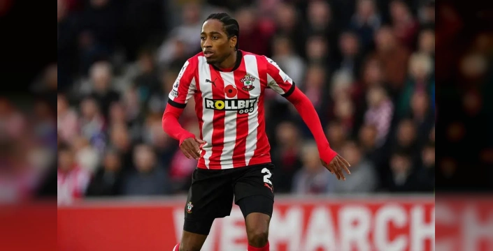 Beşiktaş, Kyle Walker-Peters Transferinden Vazgeçti