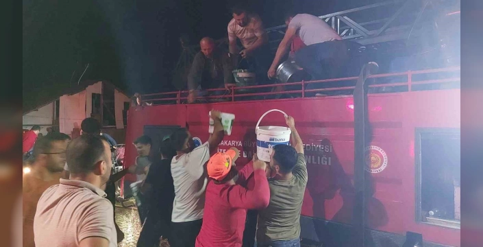 Bolu'da Köyde Büyük Yangın: 12 Yapı Küle Döndü