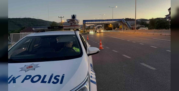 Düzce'de Trafik Denetimleri Sürüyor