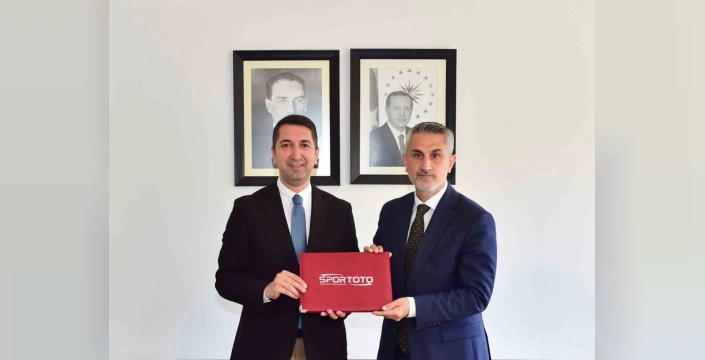 Elazığ'a 8 Yeni Futbol Sahası: Gençler İçin Önemli Yatırım