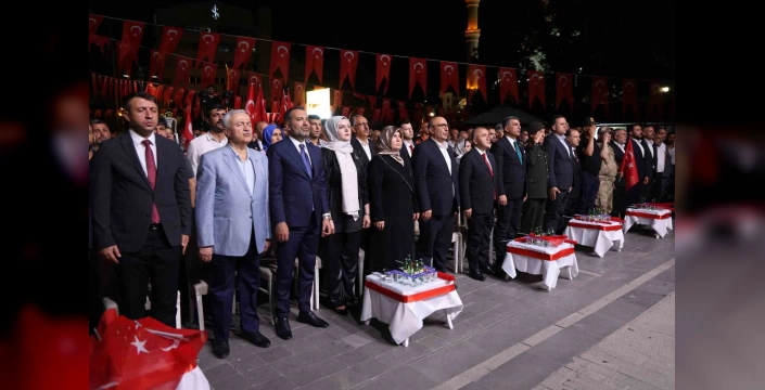 Elazığ'da 15 Temmuz anıldı: Vali ve belediye başkanından anlamlı mesajlar