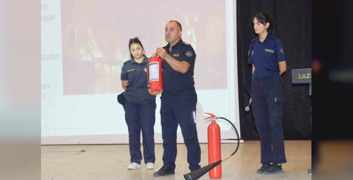 Elazığ'da Muhtarlara Afet Ekipmanı Dağıtımı: Yangınlara Karşı Hazırlık