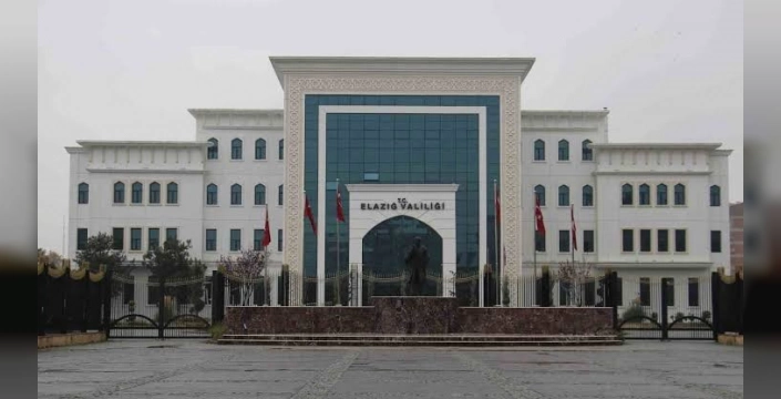 Elazığ'da Yangın: Dikmen Köyü Tehlikede