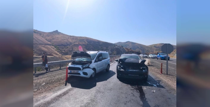 Elazığ'da zincirleme kaza: 1 yaralı