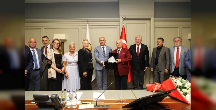 Emel Uslu Atik: Bölgede barış için vicdanlı çözümler şart