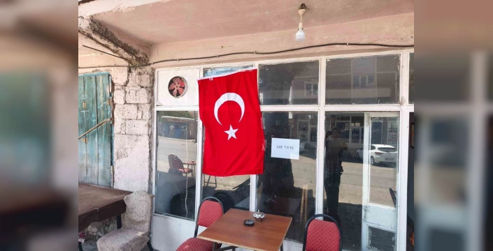 Erdoğan'ın çağrısı Ağrı'da yankı buldu: Şehir bayraklarla donatıldı