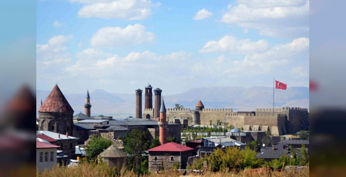 Erzurum'da sıcaklıklar yükseliyor: Yangın riski uyarısı