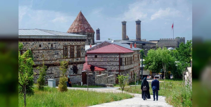 Erzurum ve Bölge İçin Kuvvetli Yağış Uyarısı