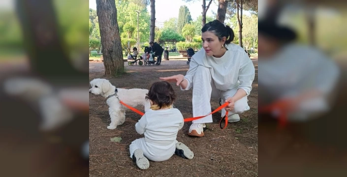 Gonca Vuslateri, kızı Asya Mone ile boğaz keyfi yaptı