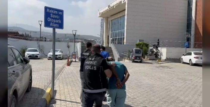Hatay'da büyük uyuşturucu operasyonu: 4 şüpheli tutuklandı
