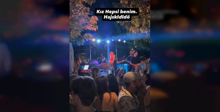 Hepsi Grubu Tartışmaları: Gülçin Ergül'den Yeni Paylaşım, Cemre Kemer'den Tepki
