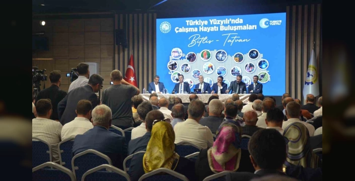 Işıkhan: Birlik beraberlik şart, düşman sevinmesin