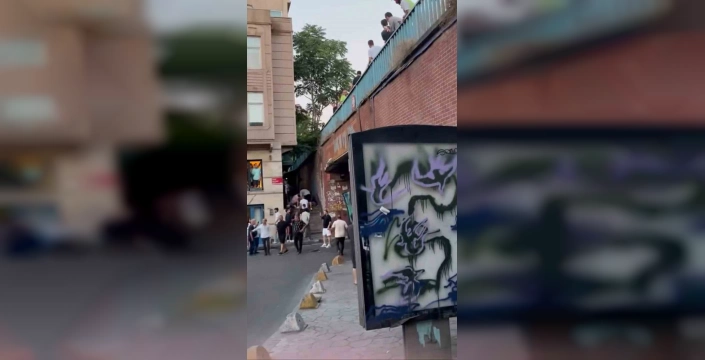 İstanbul'da korkunç kaza: 5 yaralı, 1 kişi köprüden düştü