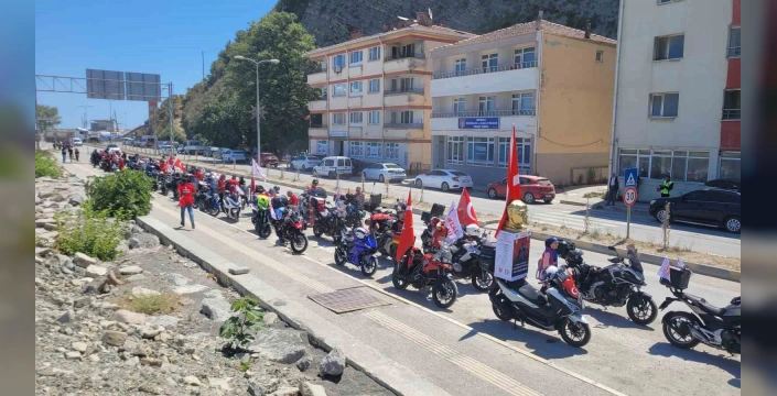 İstiklal Yolu Motosiklet Turlarına Katılım Arttı: Milli Ruhu Yaşatma Gayreti