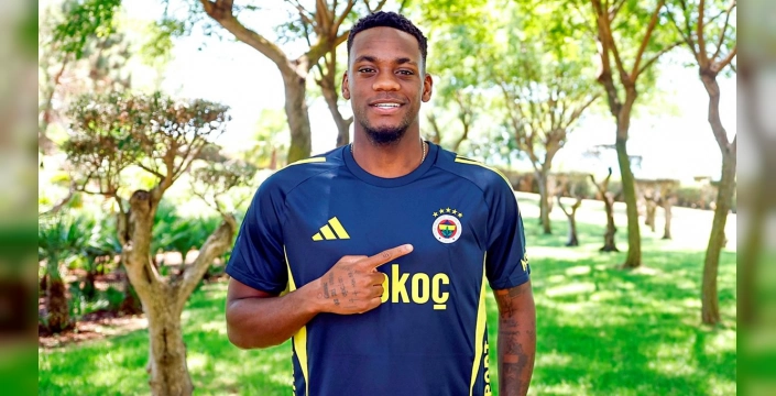 Jhon Duran: Fenerbahçe'de Şampiyonluk İçin Savaşacağım