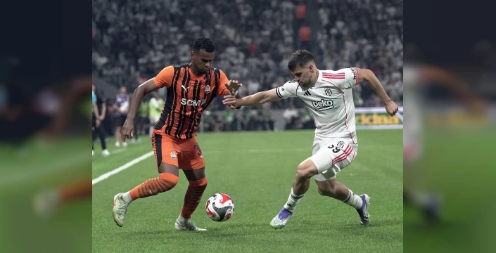 Jurasek, taraftar tepkilerinden sonra Instagram'ı kapattı