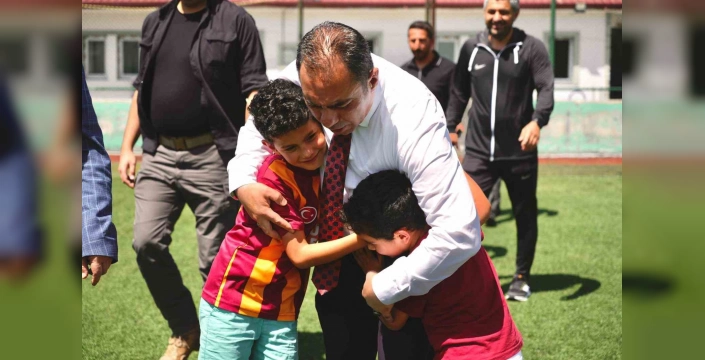 Kars Belediyesi Futbol Okulu açıldı
