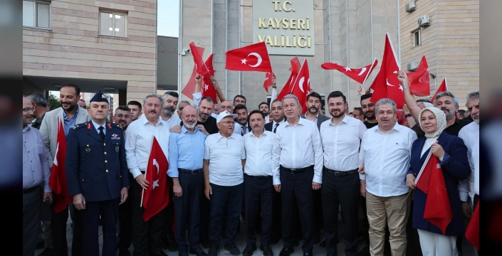Kayseri'de 15 Temmuz Anması: Vatandaşlar Meydanlarda Buluştu