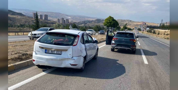 Kırıkkale'de zincirleme trafik kazası: 3 yaralı