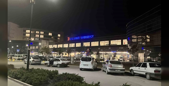 Konya'da korkunç kaza: Çocuk, iki araca çarparak ağır yaralandı