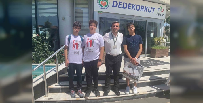 Malatya'da LGS ve YKS Başarıları Kutlandı: Gençler Ödüllendirildi
