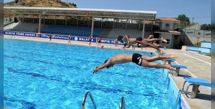 Malatya'da olimpik yüzme havuzu açıldı: giriş ücretleri belli oldu