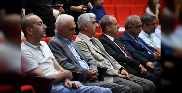 Malatya'da Yerel Medya Sempozyumu: Afet Yayıncılığı ve Yapay Zeka Masaya Yatırıldı