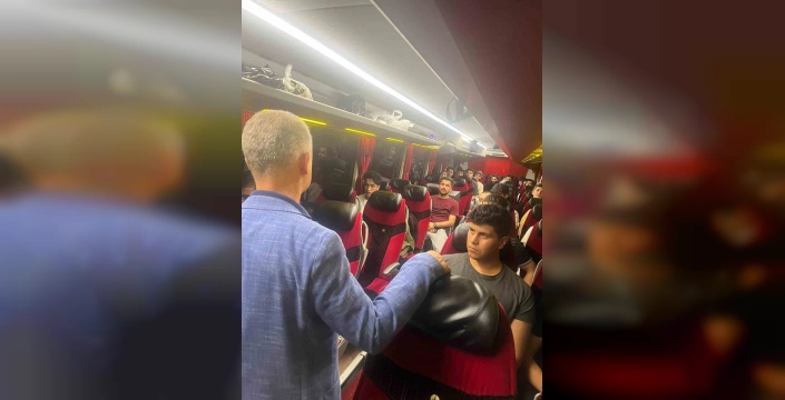 Muş Gençleri Rize'ye Gidiyor: Vatan Sevgisiyle Yoğrulan Gençler Karadeniz'de