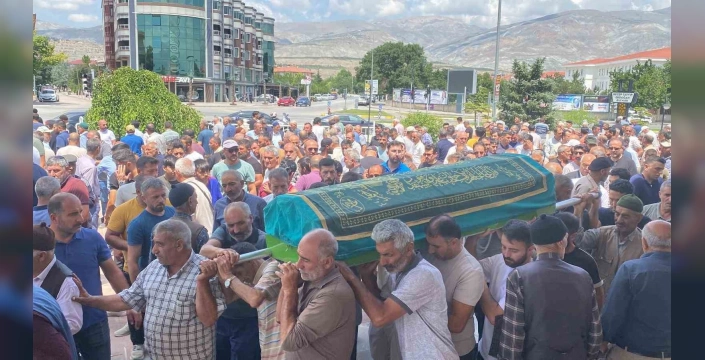 Pülümür Çayı'nda hayatını kaybeden Özkan İlçi son yolculuğuna uğurlandı