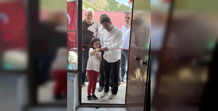 Pülümür'de aşevi açıldı: Kaymakam Çolak, vatandaşlarla bir araya geldi