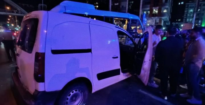 Rize'de minibüs kazası: 10 yaralı