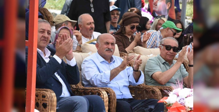 Şenkaya'da 18. Kültür, Sanat ve Bal Festivali: Birlik ve beraberlik mesajı verildi