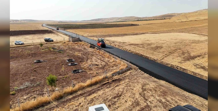 Siirt'te ulaşım yatırımları sürüyor: Kızılkaya, asfaltlama çalışmalarını inceledi