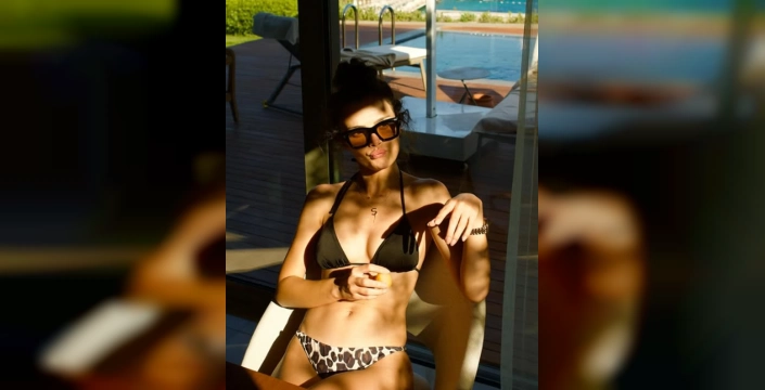 Sinem Ünsal ve Berk Cankat'ın Yunanistan Tatiline Devam