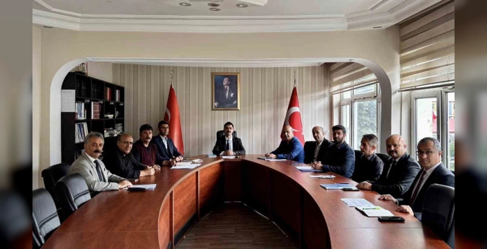 Susuz kaymakamı eğitim müdürleriyle bir araya geldi